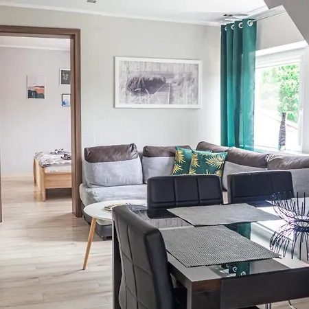 Homestay 3-pokojowy, Ul. Kosciuszki, 100 M Od Morza Kolobrzeg